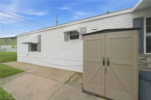 83 Helen St, Barberton, OH 44203 - Photo 20