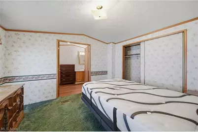 83 Helen Street, Barberton, OH 44203 - Photo 8