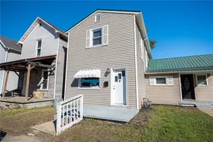 1152 Adams St, Coshocton, OH 43812 - Photo 2