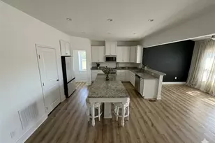 3241 Boettler St NE, Canton, OH 44721 - Photo 6