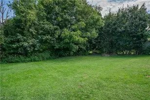 2826 Fletcher Ave NE, Canton, OH 44705 - Photo 24