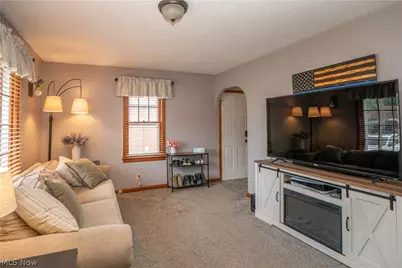2826 Fletcher Avenue NE, Canton, OH 44705 - Photo 4