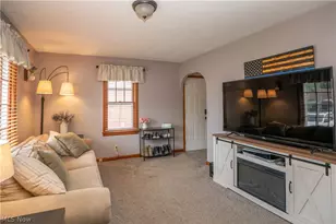 2826 Fletcher Ave NE, Canton, OH 44705 - Photo 4