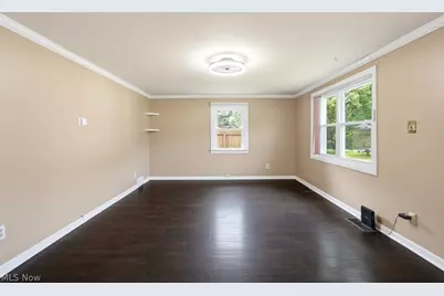 2195 Par Drive, Akron, OH 44312 - Photo 12