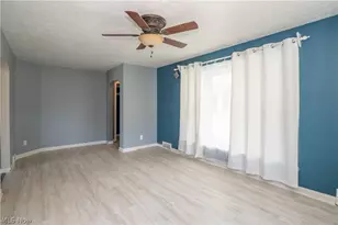 2125 41st St NE, Canton, OH 44705 - Photo 8