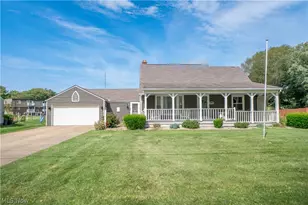 2125 41st St NE, Canton, OH 44705 - Photo 1