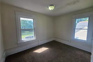 1226 Shriver Ave NE, Canton, OH 44705 - Photo 8