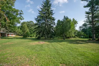 615 Summit Street SE, North Canton, OH 44720 - Photo 40