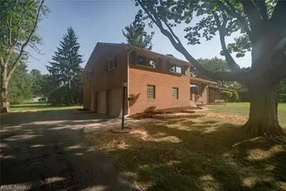 615 Summit Street SE, North Canton, OH 44720 - Photo 44