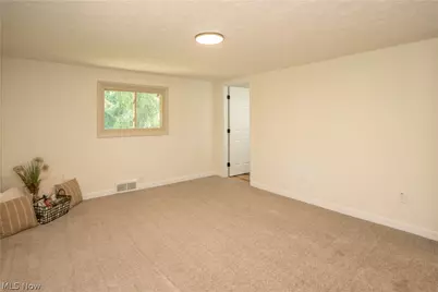 615 Summit Street SE, North Canton, OH 44720 - Photo 16
