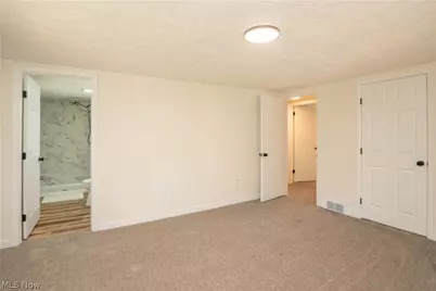 615 Summit Street SE, North Canton, OH 44720 - Photo 18