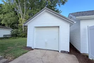 909 N Walnut St, Dover, OH 44622 - Photo 24