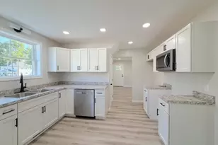 909 N Walnut St, Dover, OH 44622 - Photo 8