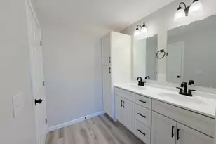 909 N Walnut St, Dover, OH 44622 - Photo 14