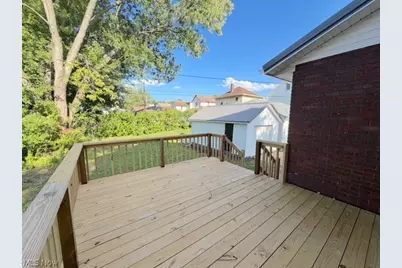 909 N Walnut Street, Dover, OH 44622 - Photo 22