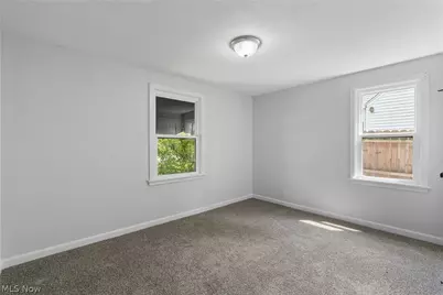 1514 37th Street NW, Canton, OH 44709 - Photo 8