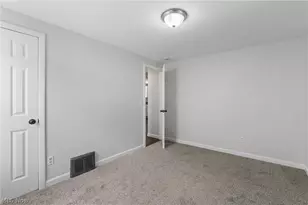 1514 37th St NW, Canton, OH 44709 - Photo 10