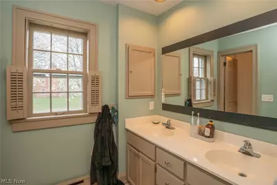 2412 University Avenue NW, Canton, OH 44709 - Photo 28