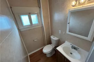 105 Main St N, Navarre, OH 44662 - Photo 16