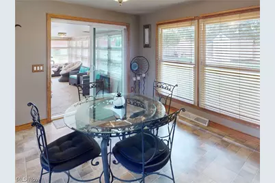 4825 Gardendale Avenue NE, Canton, OH 44714 - Photo 6