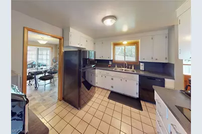 4825 Gardendale Avenue NE, Canton, OH 44714 - Photo 12