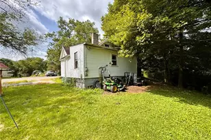 301 E Main St, Jewett, OH 43986 - Photo 16