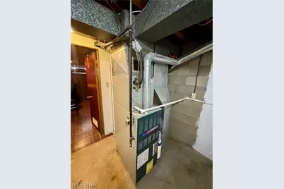607 Jefferson Street, Toronto, OH 43964 - Photo 34