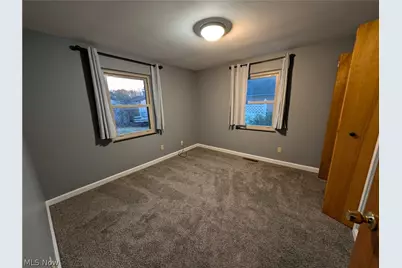 647 Longmere Drive, Kent, OH 44240 - Photo 34