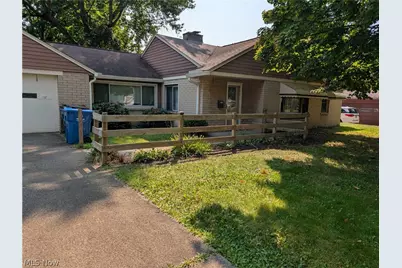 647 Longmere Drive, Kent, OH 44240 - Photo 4