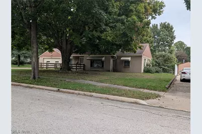 647 Longmere Drive, Kent, OH 44240 - Photo 2
