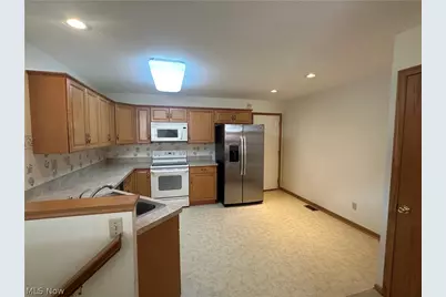 3337 Bayberry Cove, Wooster, OH 44691 - Photo 8
