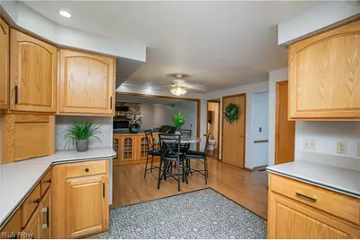 9786 Hocking Street NW, Massillon, OH 44646 - Photo 12