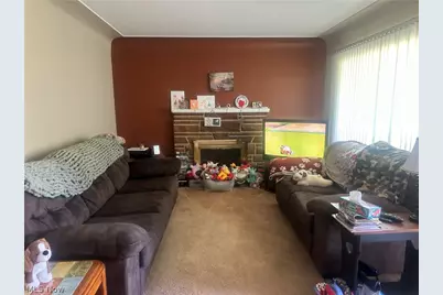 92 Camvet Drive, Campbell, OH 44405 - Photo 2