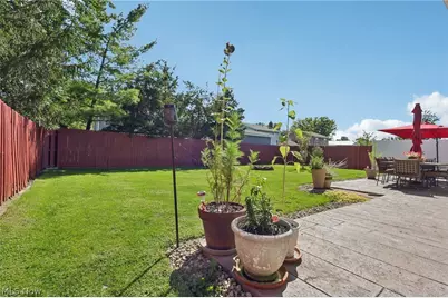 2711 W 39th Street, Lorain, OH 44053 - Photo 38