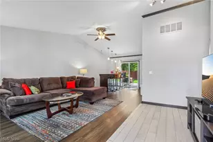 2711 W 39th St, Lorain, OH 44053 - Photo 4