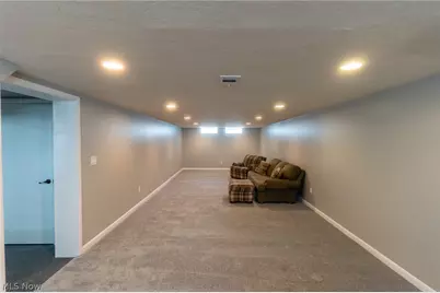 2326 Stanford Drive, Wickliffe, OH 44092 - Photo 30