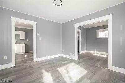 11429 Lardet Avenue, Loveland, OH 44104 - Photo 10