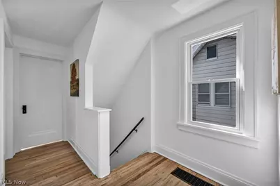 18101 Hiller Avenue, Loveland, OH 44119 - Photo 20