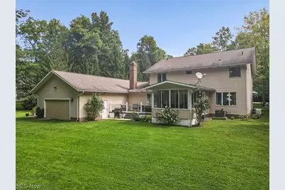 8212 Timber Trail, Chagrin Falls, OH 44023 - Photo 4