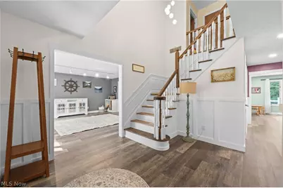8212 Timber Trail, Chagrin Falls, OH 44023 - Photo 8