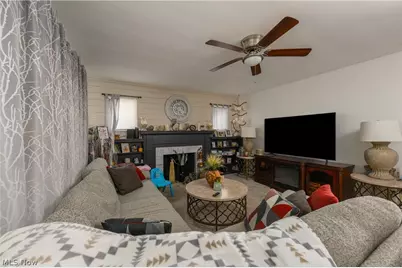 2380 Perry Drive SW, Canton, OH 44706 - Photo 14