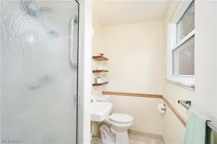 1503 Artman Ave, Akron, OH 44313 - Photo 12
