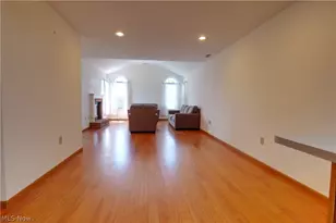 4501 Hunters Chase Ln, Wooster, OH 44691 - Photo 12
