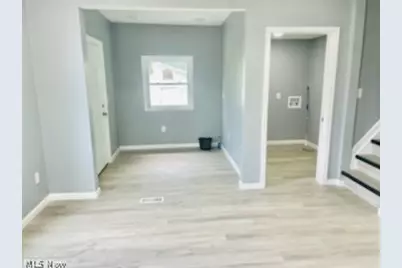 1527 W 19th Street, Lorain, OH 44052 - Photo 12