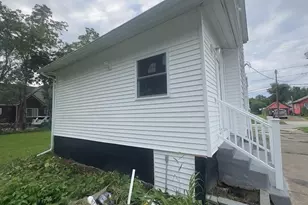 1527 W 19th St, Lorain, OH 44052 - Photo 4