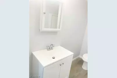 1738 W 21st Street, Lorain, OH 44052 - Photo 8