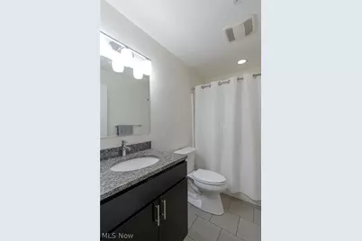 2136 W 17th Street, Loveland, OH 44113 - Photo 18