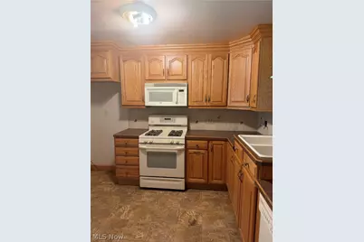 888 Danmead Avenue, Akron, OH 44305 - Photo 6