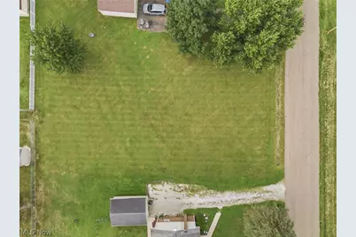 Boettler Street NE, Canton, OH 44721 - Photo 6