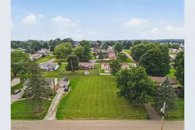 Boettler Street NE, Canton, OH 44721 - Photo 8